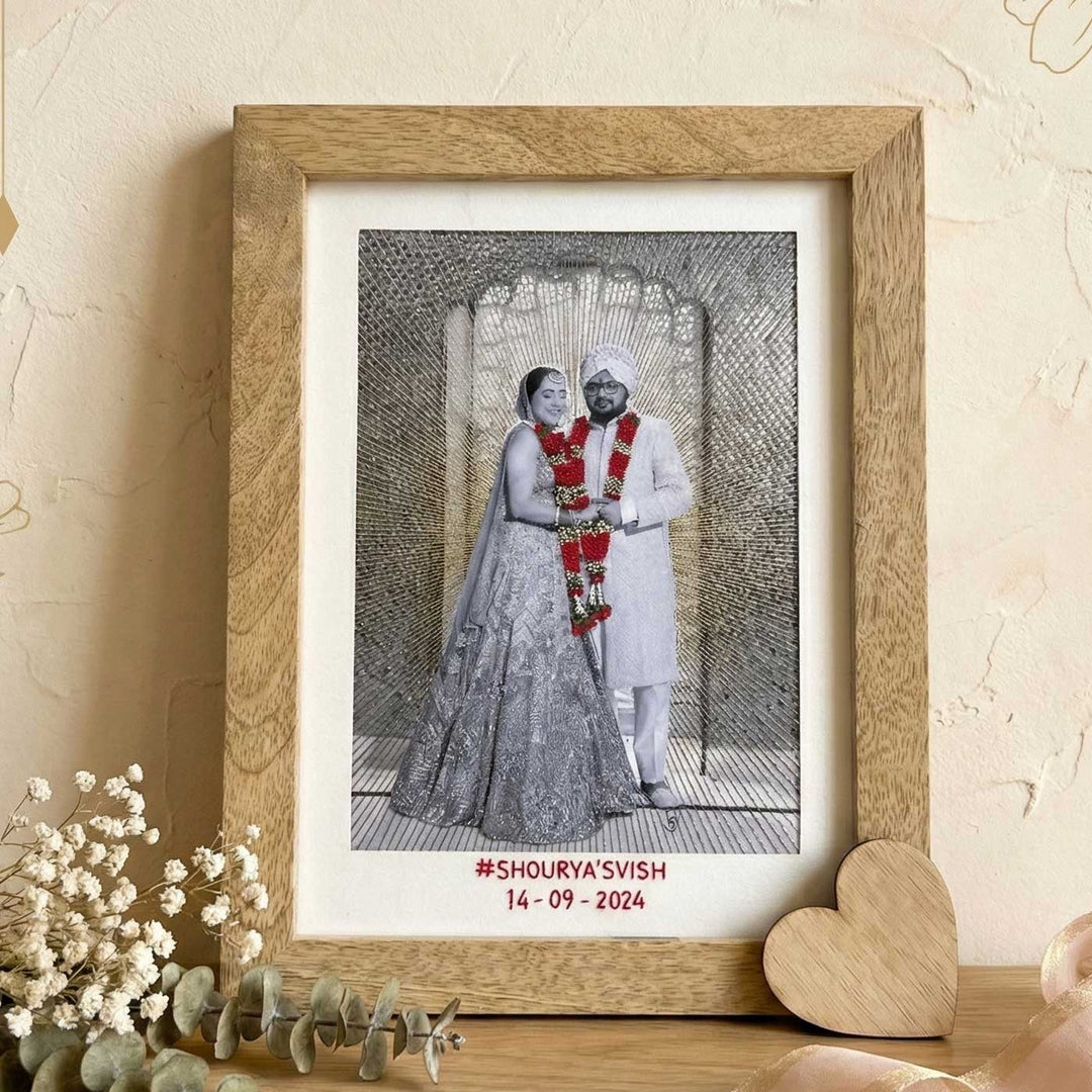 Couples Garland And Rays Design Hand Embroidered Photo With Wooden Frame