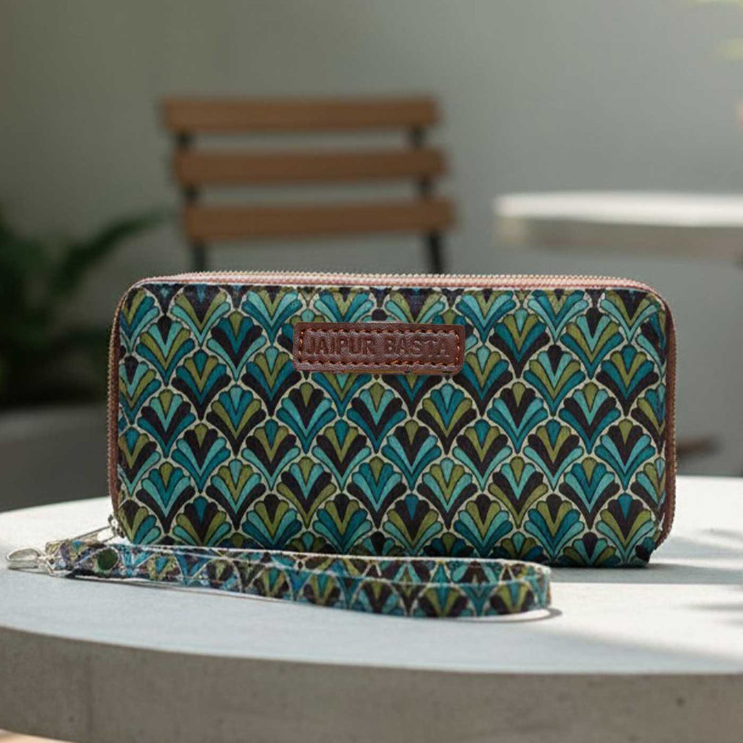 Mayaur Hand Block Printed Wrist Clutch