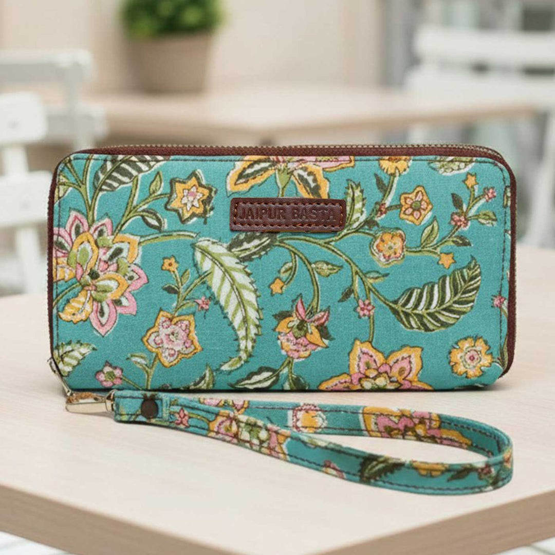 Parkota Hand Block Printed Wrist Clutch