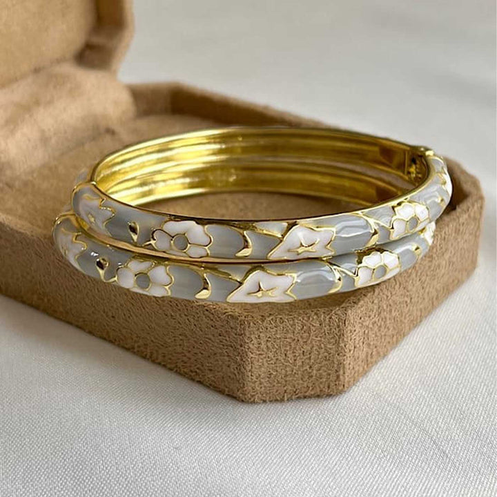 Handcrafted Blossom Enamel 18K Gold Plated Stainless Steel Openable Bangle - Grey & White