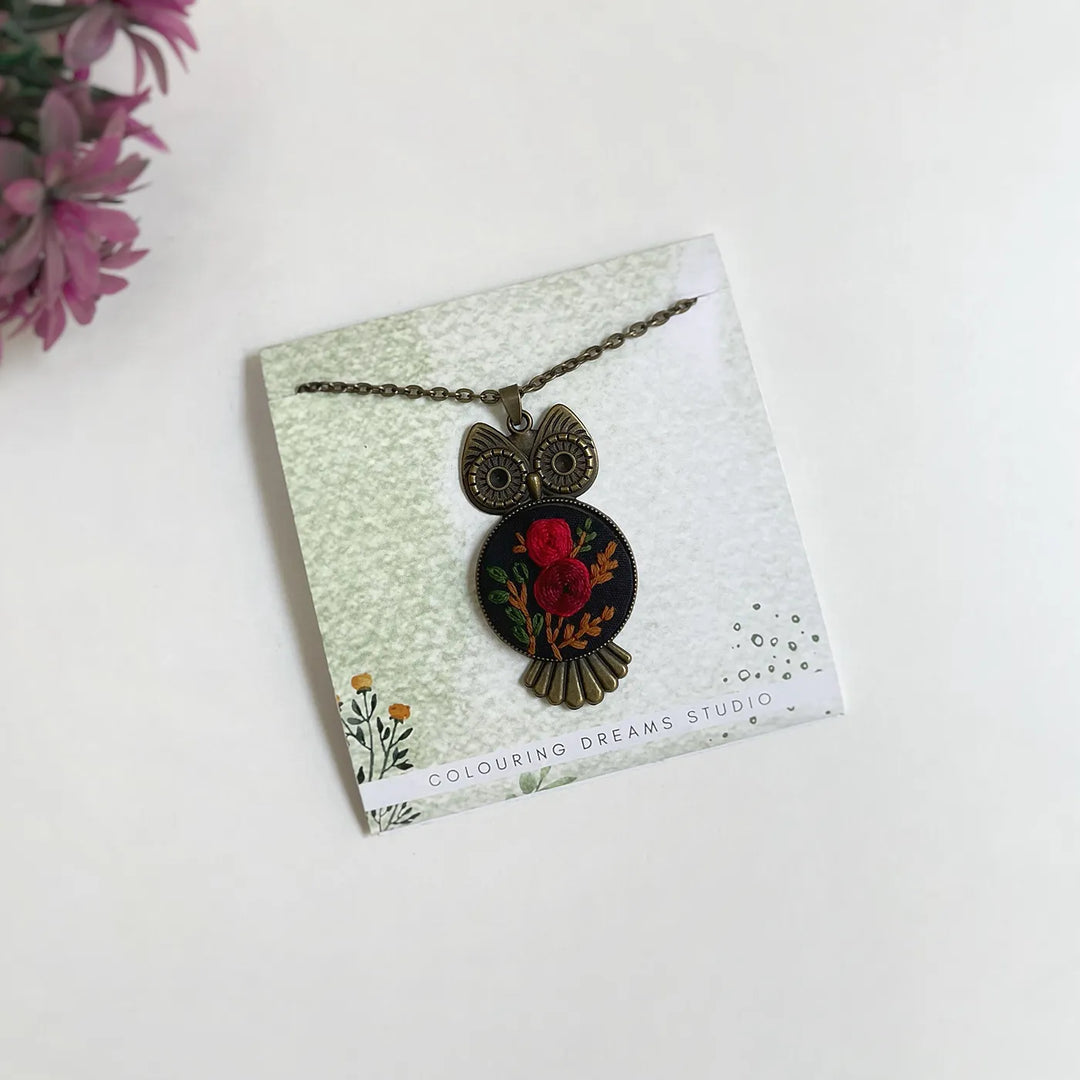 Hand Embroidered Fleurowl Antique Finish Necklace