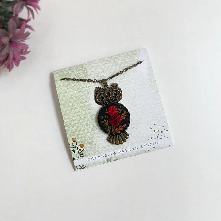 Hand Embroidered Fleurowl Antique Finish Necklace