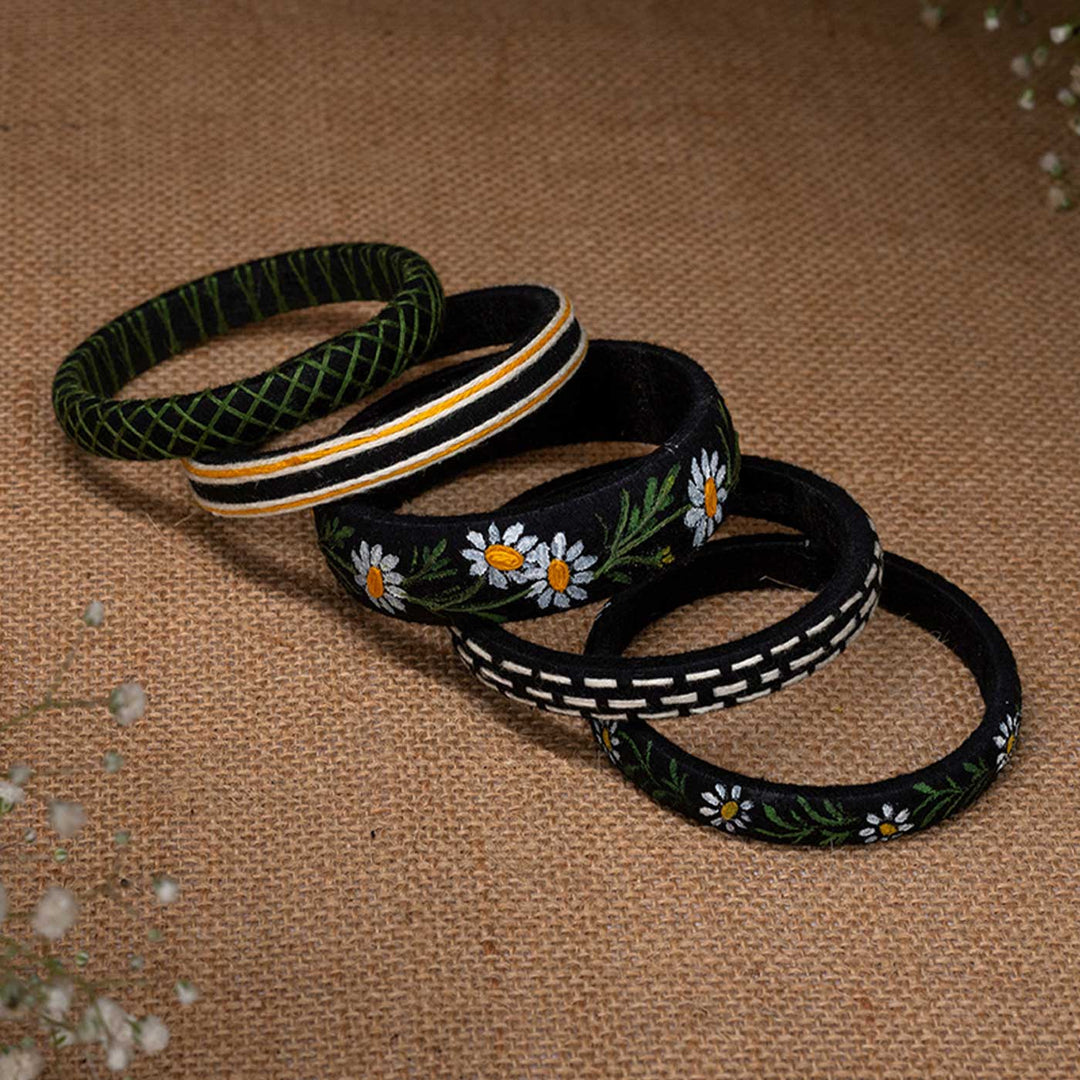 Black & White Handcrafted Daisy Bangles | Set of 5