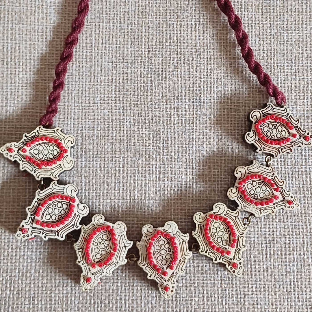 Handmade White Turtoise Beaded Wooden Necklace