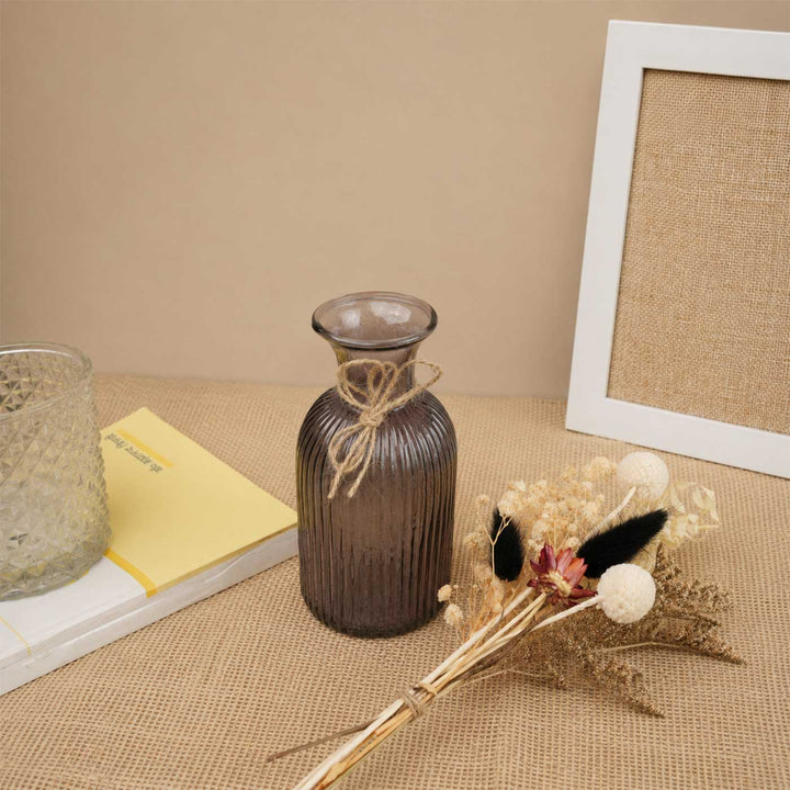 Ocean Crest Statement Glass Vase With Dried Flower Bunch