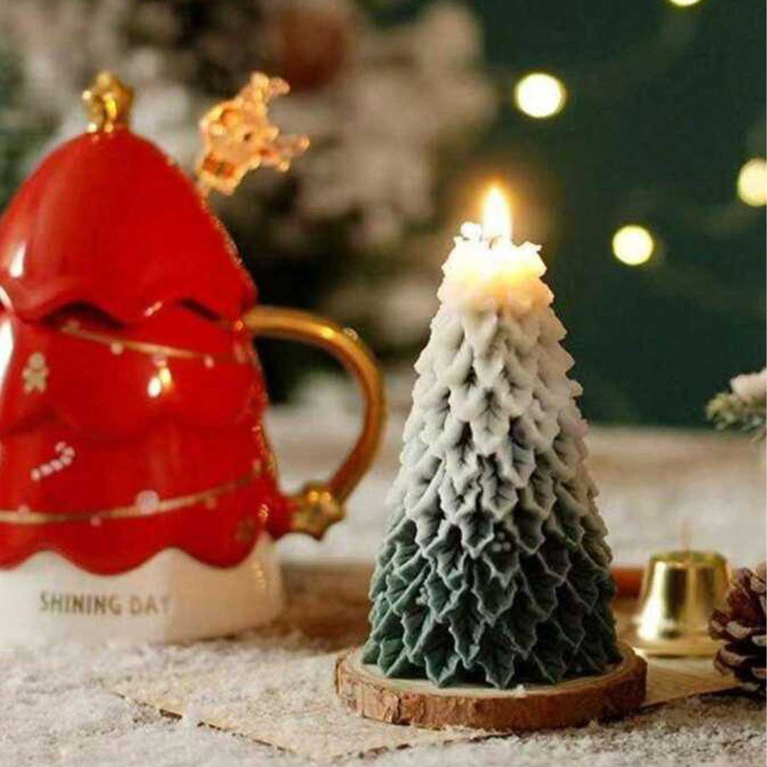 Handmade Pine Tree Soy Wax Candle For Christmas Decoration