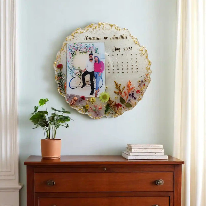 Photo Personalized Preserved Flower Couple's Resin Wedding Plaque With Stand