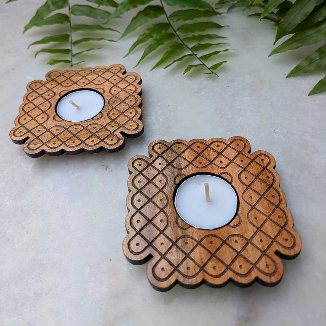 4 pc | Wave Lattice Hand-Engraved Mahogany Wood Kolam Tealight Holders