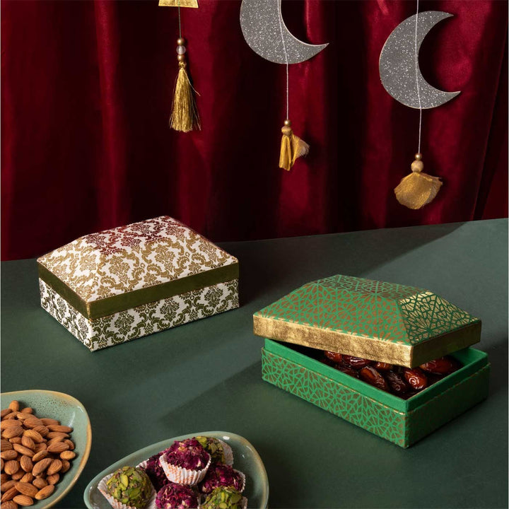 Handmade Damask Pyramid Shaped Paper Gift Box