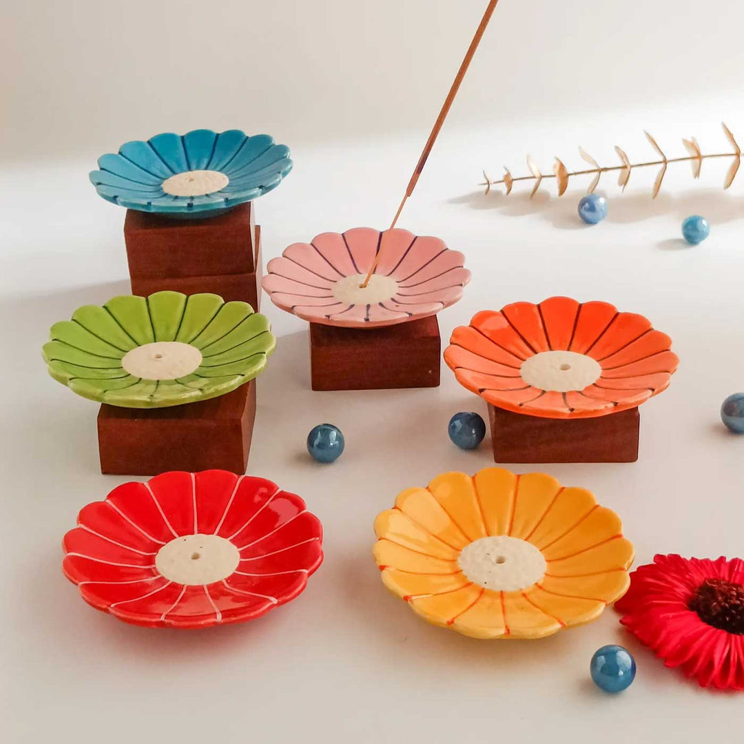 Handmade Daisy Delight Design Ceramic Incense Stick Holder