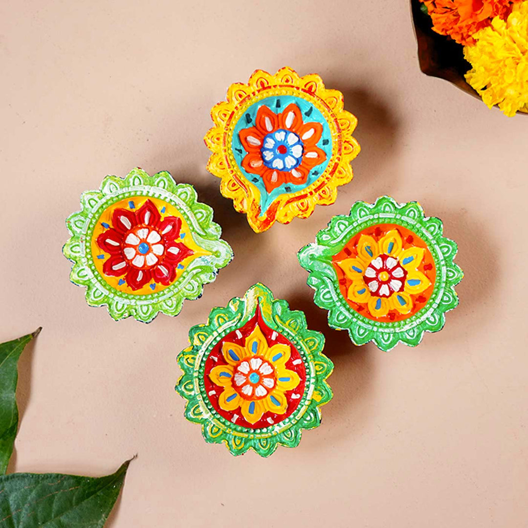 Set of 24 | Handmade Pattern Clay Oil Lamp / Diya