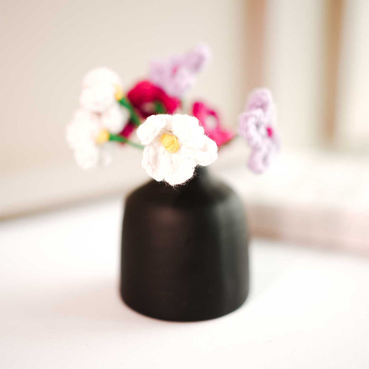 Handmade Crochet Mini Daisies With Black Bud Ceramic Vase