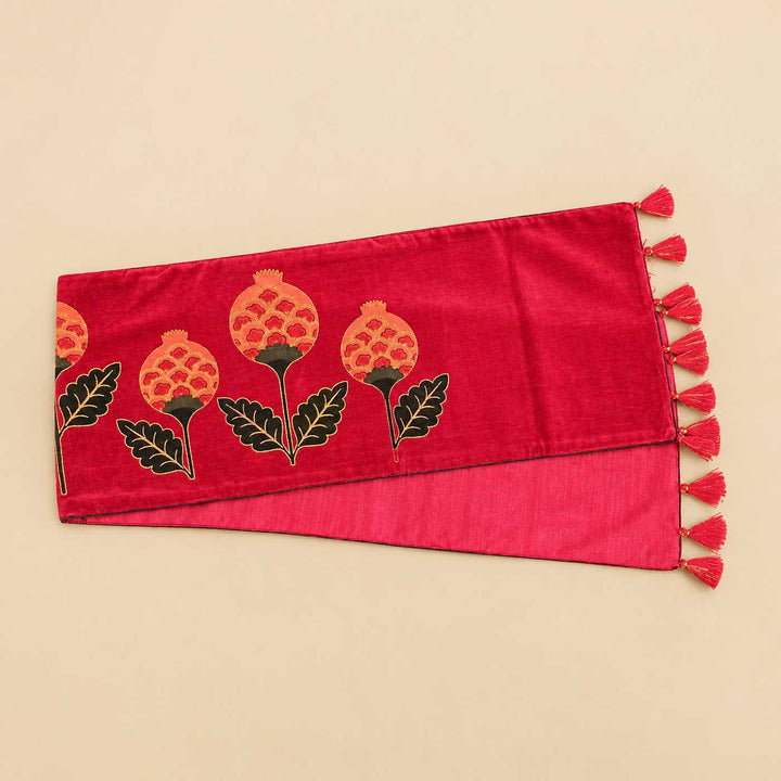 Handmade Anar Screen Printed Velvet Table Runner With Tassels For Festive Dining