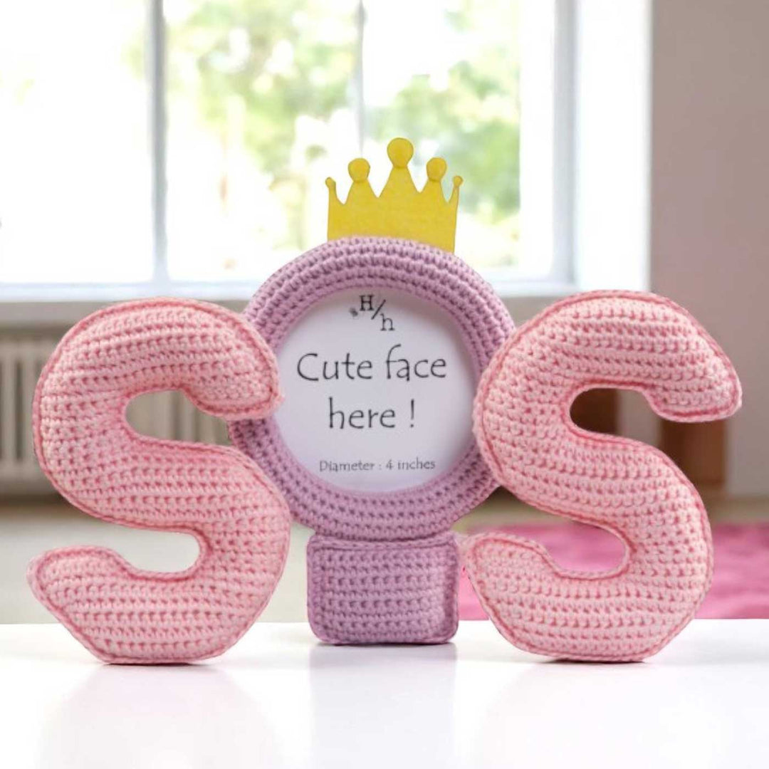 Handmade Crochet Photo Frame For Sisters