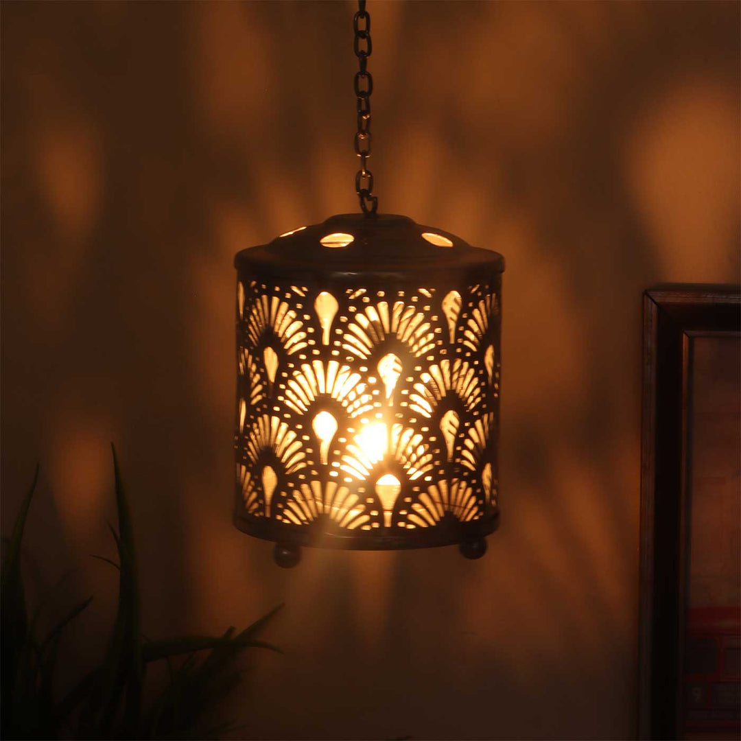 Handmade Silver Round Flower Etched Hanging Metal Tealight Holder For Festive Decor