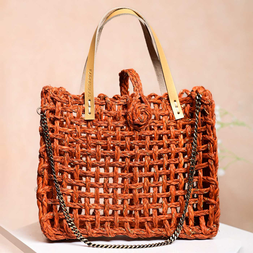 Handmade Grass Woven Boxed Metal Chain Strap Sabai Mesh Sling Bag
