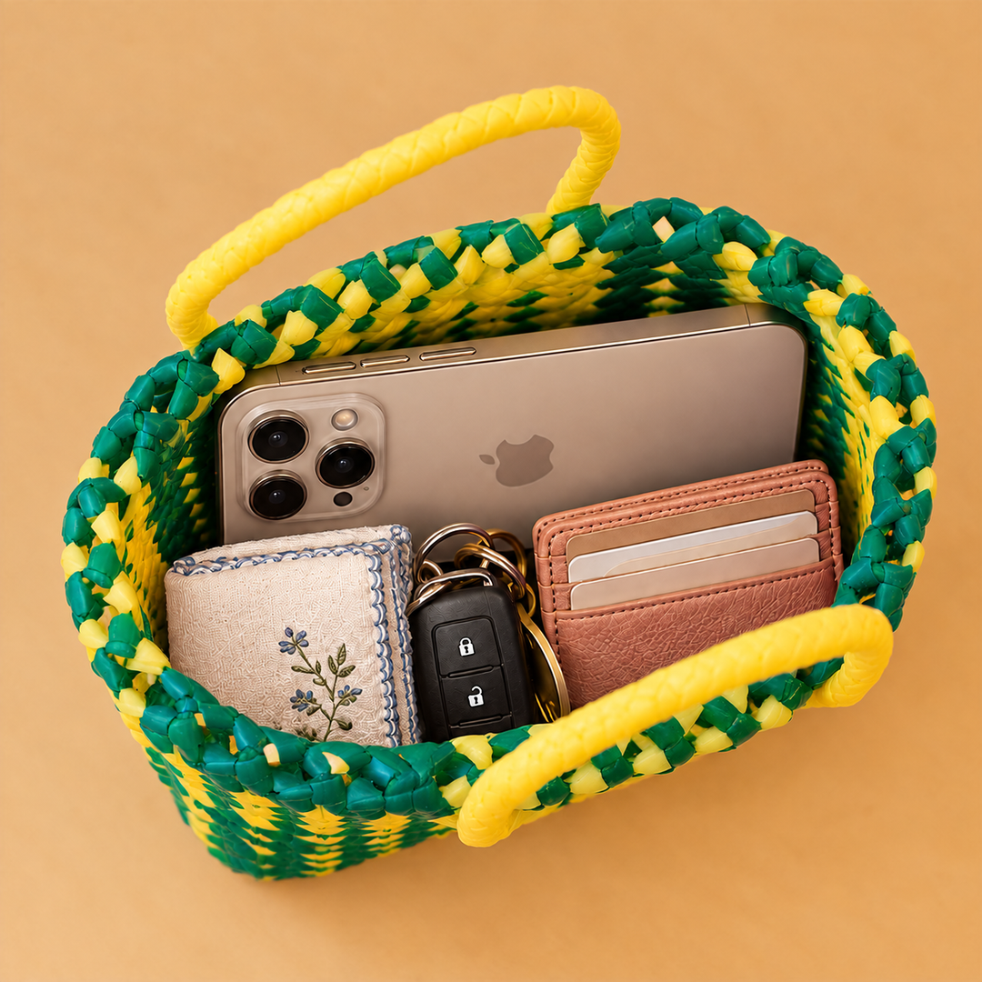 Mini Handwoven Green & Beige Plastic Wire Koodai Bag