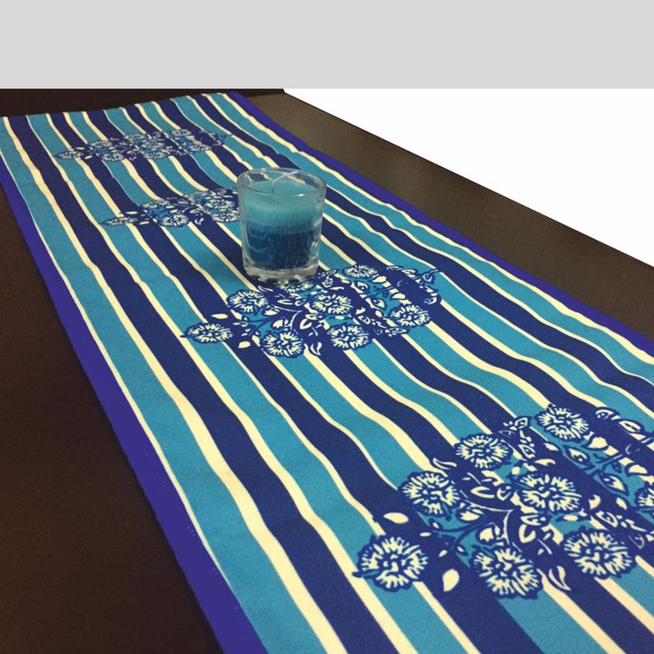 Printed Barmer'S Block Print Indigo Bloom Table Runner & Mat Set