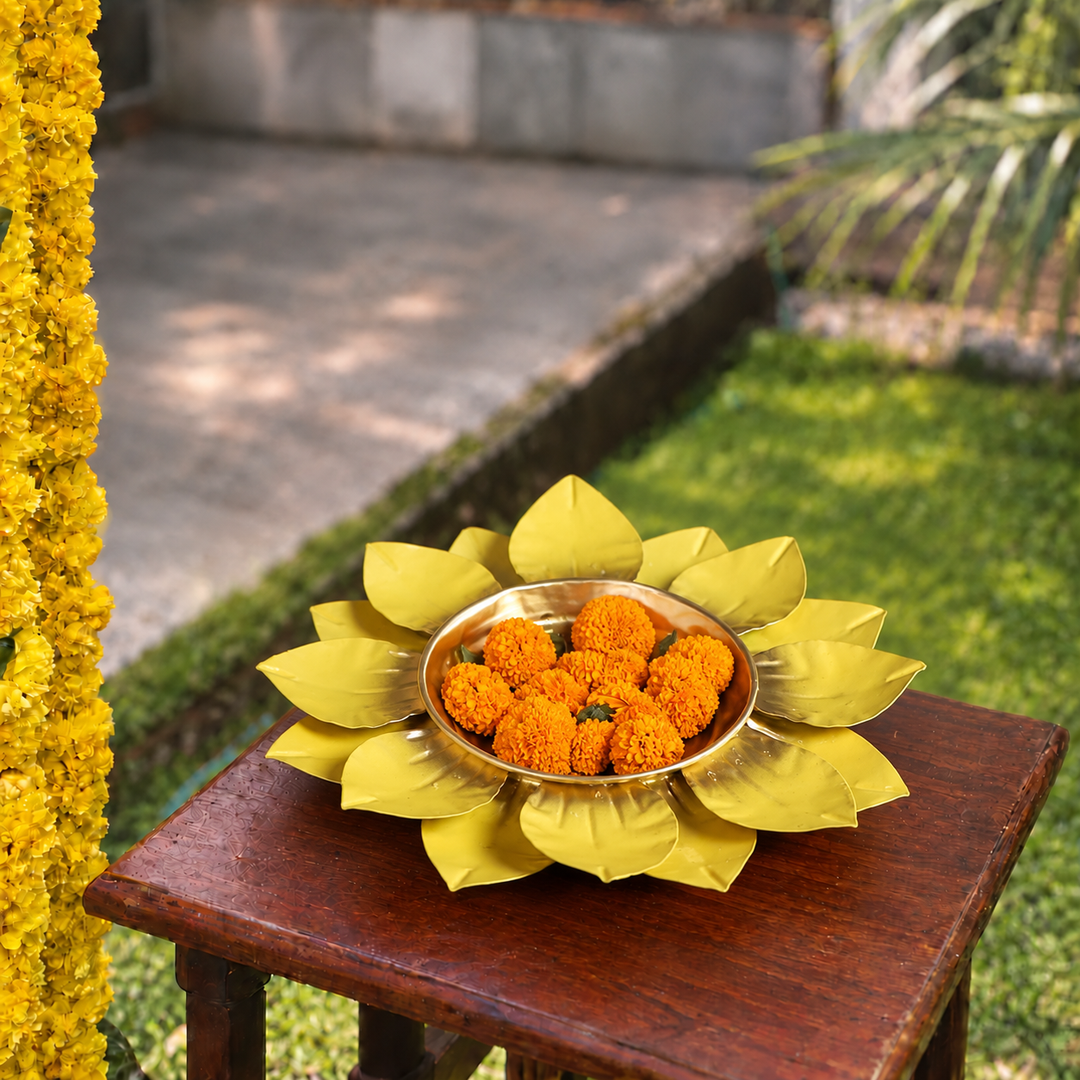 Handmade Yellow & Gold Flower Urli