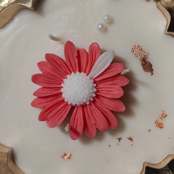 Handmade Kamal Urli Large Flower And Pearls Design Soy Wax Scented Candle