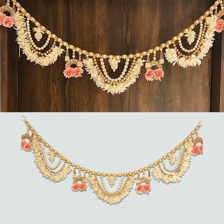 Handmade Festive White Gajra With Moti Toran