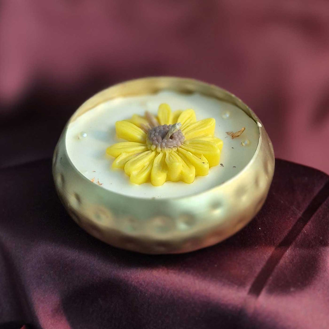 Handmade Shubha Urli Flower Design Soy Wax Scented Candle