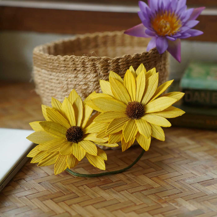 Handmade Susan Design Paper Curtain Tie-Back