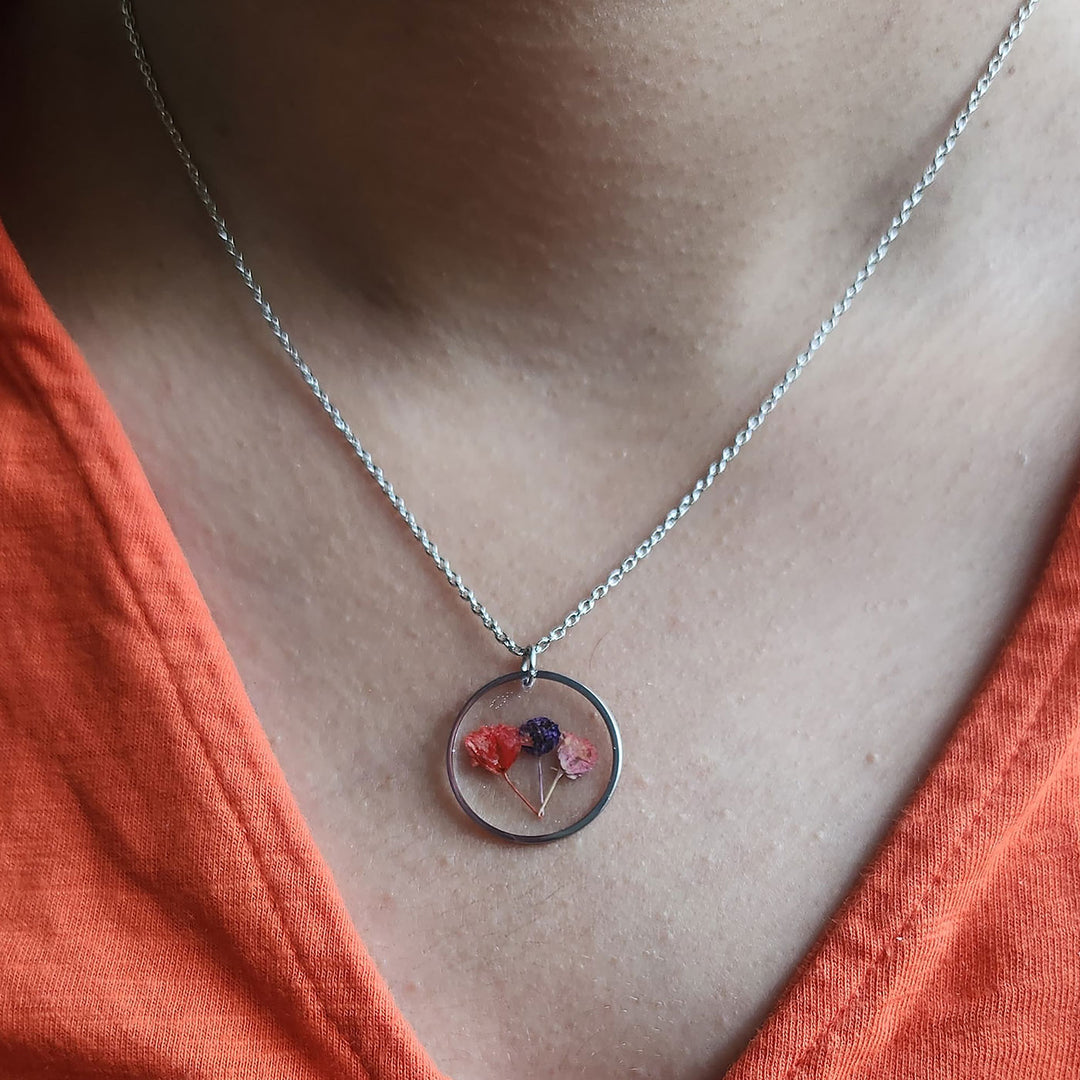 Handmade Pressed Flower Art Multicolour Resin Necklace
