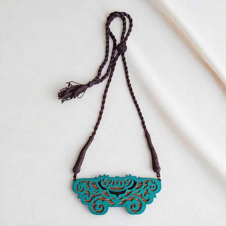 Handmade Green Ornate Design Wooden Necklace