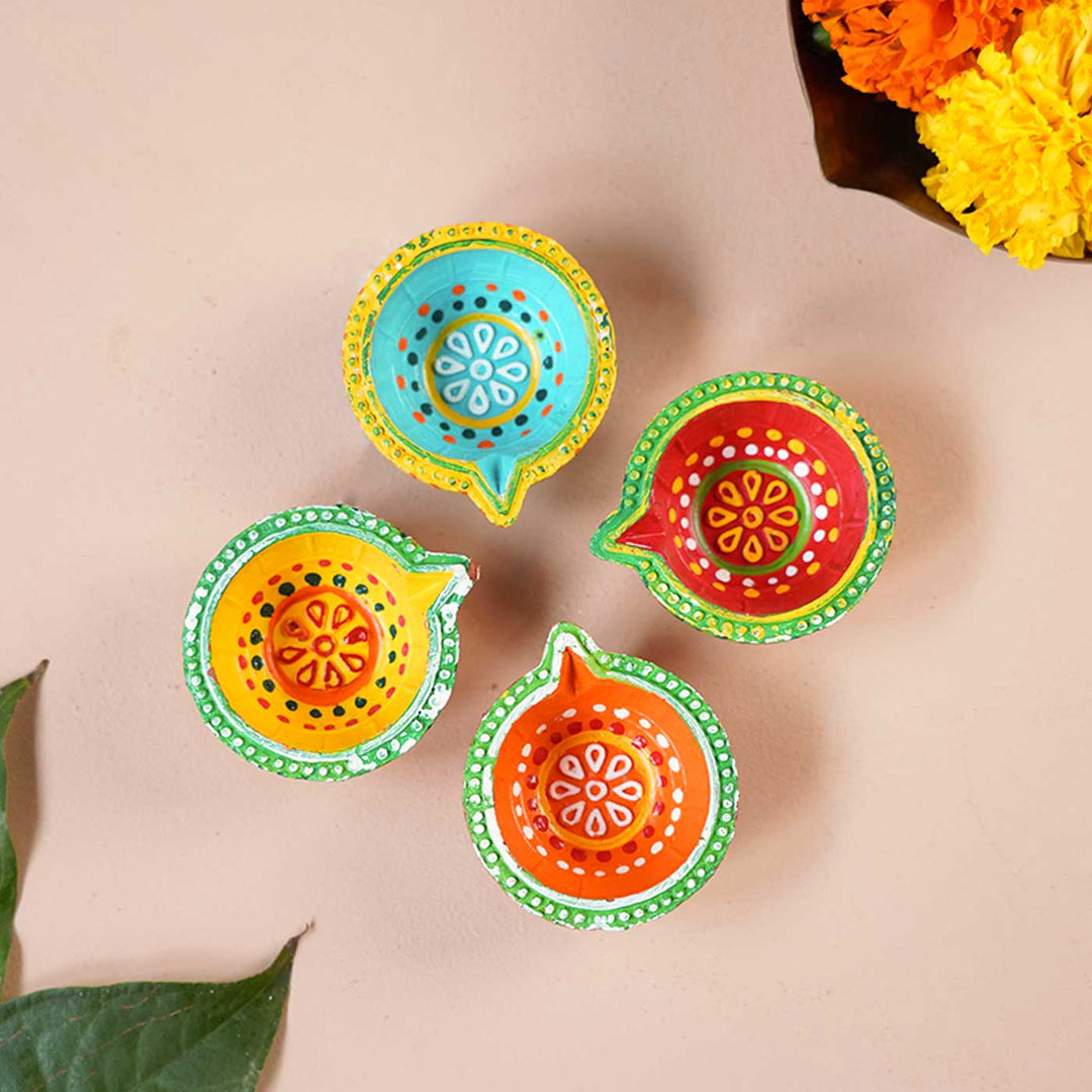 Set of 20 | Handmade Small Round Clay Oil Lamp / Diya