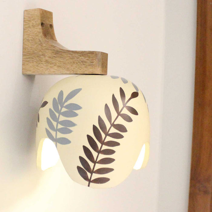 Handmade Trending Leaf Pattern Terracotta Wall Lamp