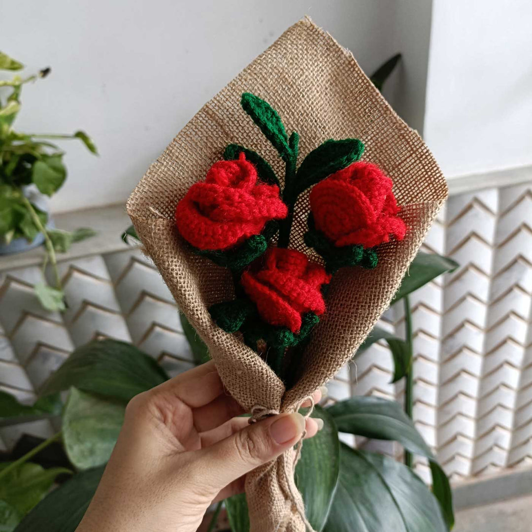 Handmade Crochet Red Rose Bouquet | Set Of 3