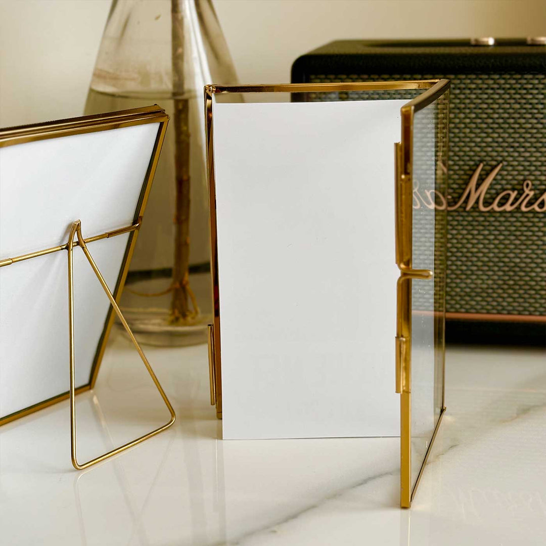 Photo Personalized Minimal Design Metal And Glass Rakhi Hamper For Brother Includes 1 Rakhi And Photo Frame - Back and side views of frame