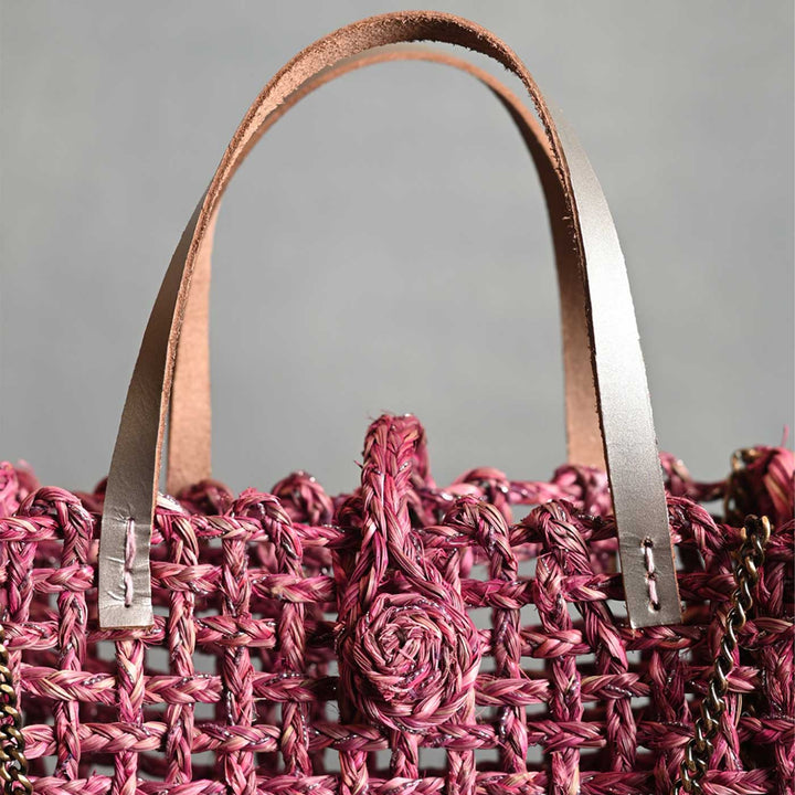 Handmade Grass Woven Boxed Metal Chain Strap Sabai Mesh Sling Bag