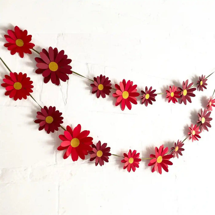 Eco-Friendly Daisy Design Paper Bunting