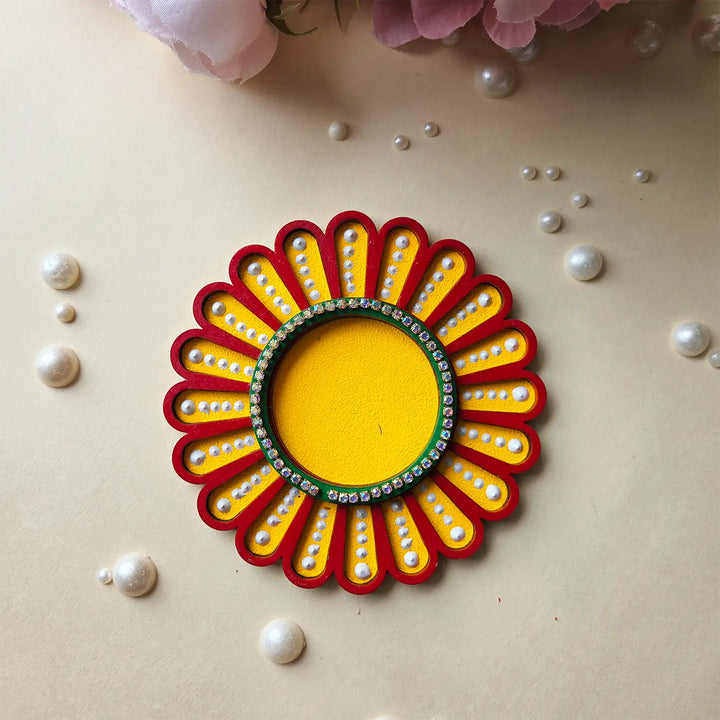 Hand-Painted Round Flower Shaped MDF Wood Tealight Holder