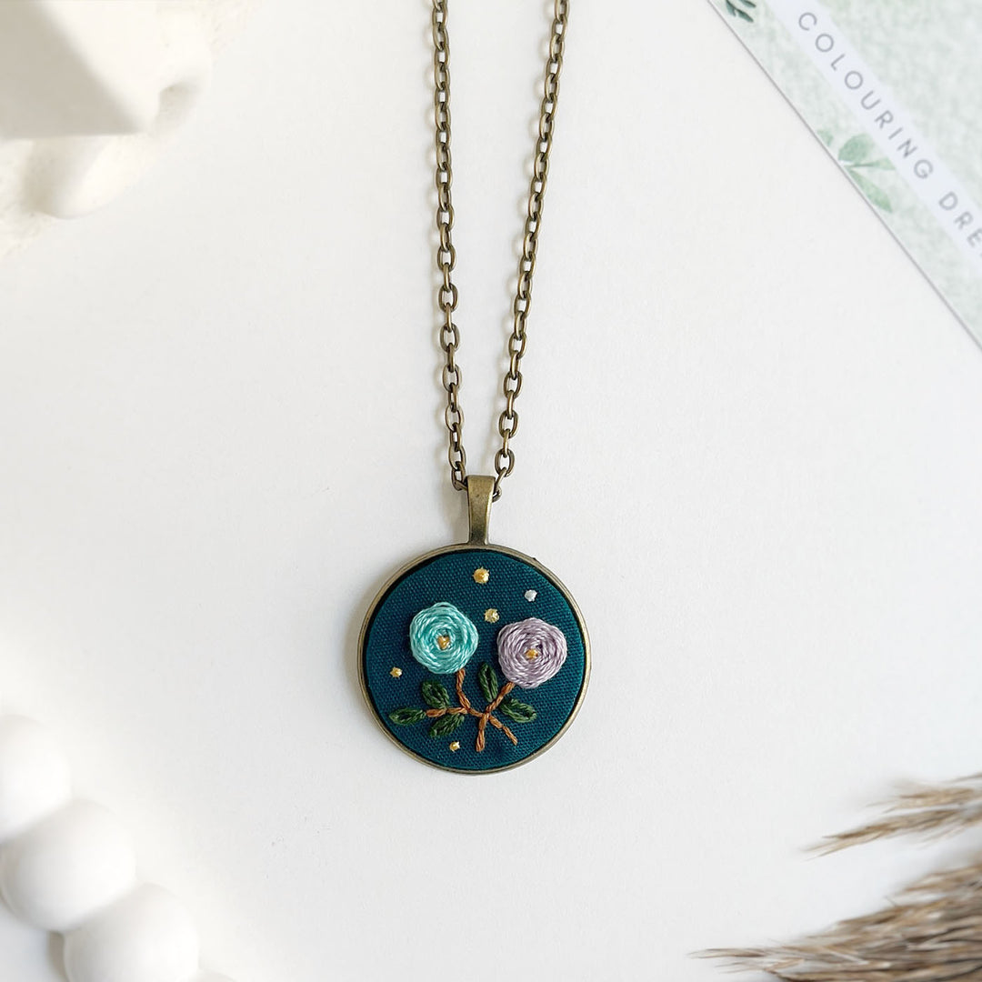 Hand Embroidered Woven Wilds Antique Finish Necklace