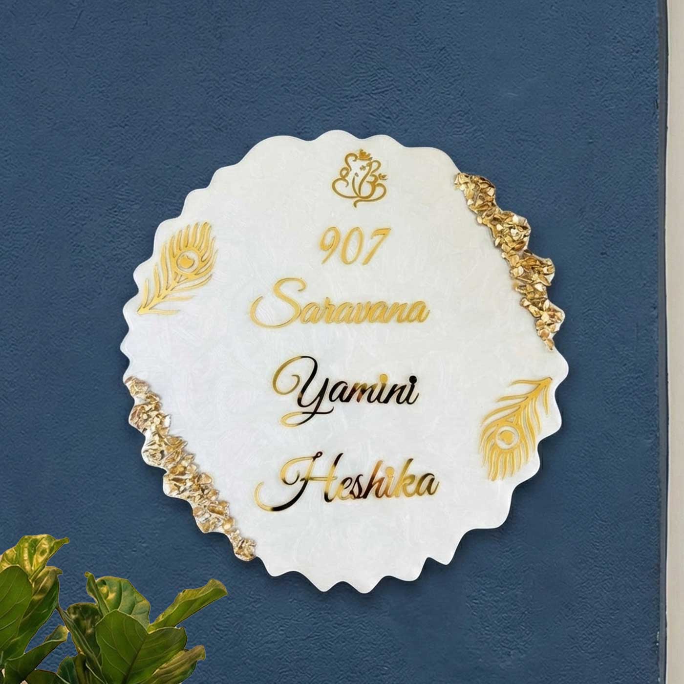 Buy White & Gold Feather Personalized Marble Efffect Wavy Round Resin ...