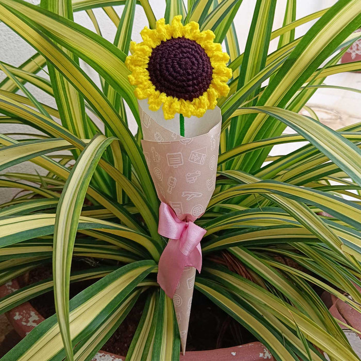 Handmade Crochet Sunflower Trailer Theme Flower Bouquet