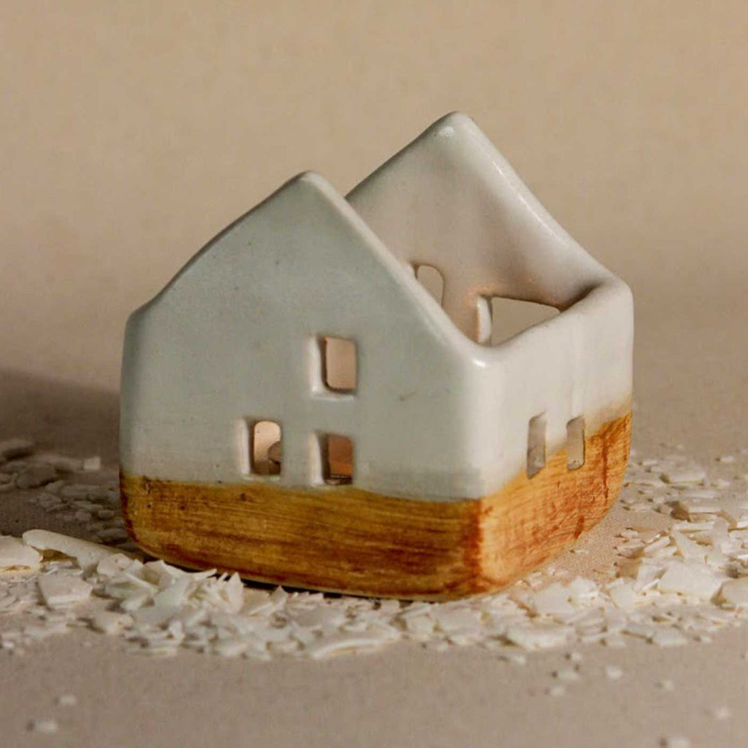 Handmade Cozy Christmas Cottage Tea Light Holder For Decoration