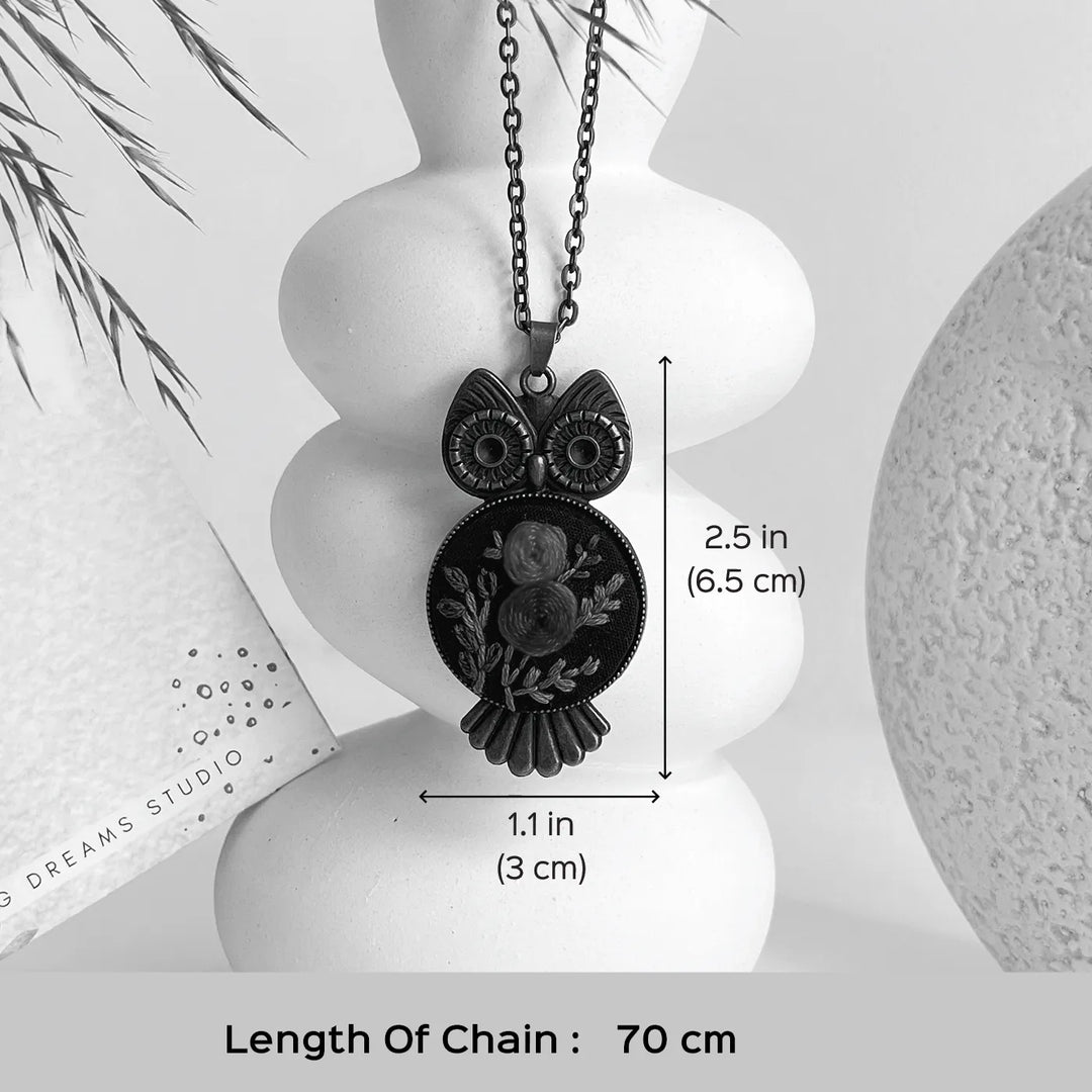 Hand Embroidered Fleurowl Antique Finish Necklace