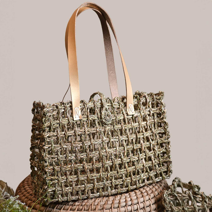 Handmade Grass Woven Rectangular Zari Sabai Mesh Tote Bag