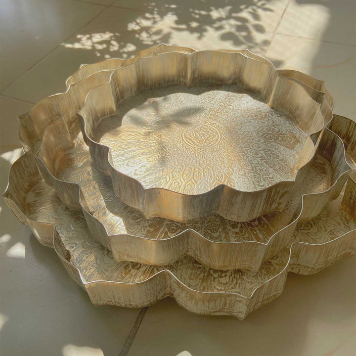 3 Pc | Lotus Shape Iron Urli Tray Set