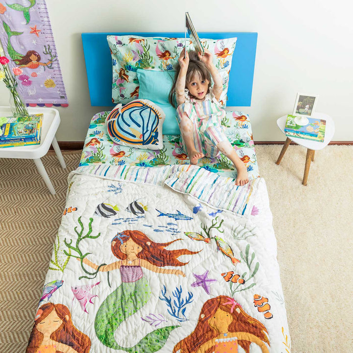Personalized The Sisterhood Council Theme Cotton Quilt For Kids