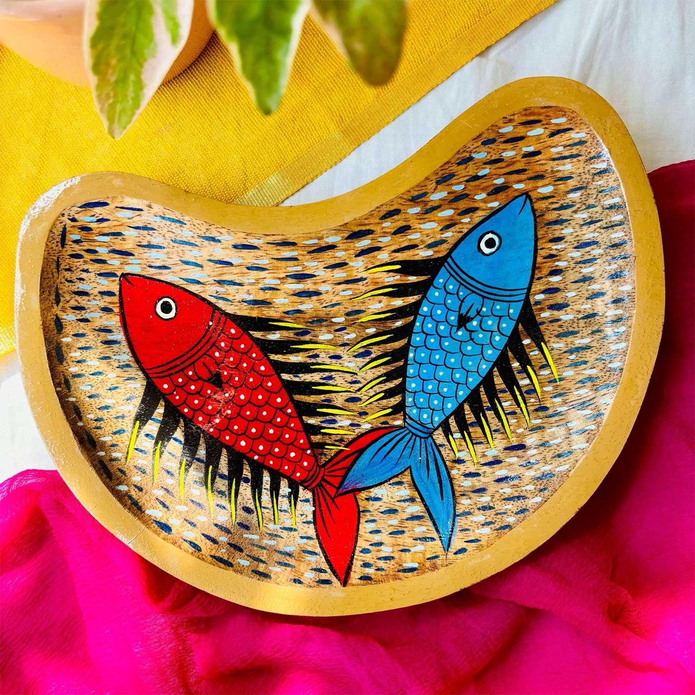 Buy Hand-Painted Pattachitra Dhara Moon Shaped Wooden Platter Online On ...