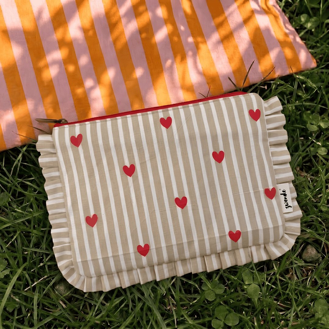 "Lana" Compact Flat Pouch With Ruffled Edges For Women | Thin Stripes