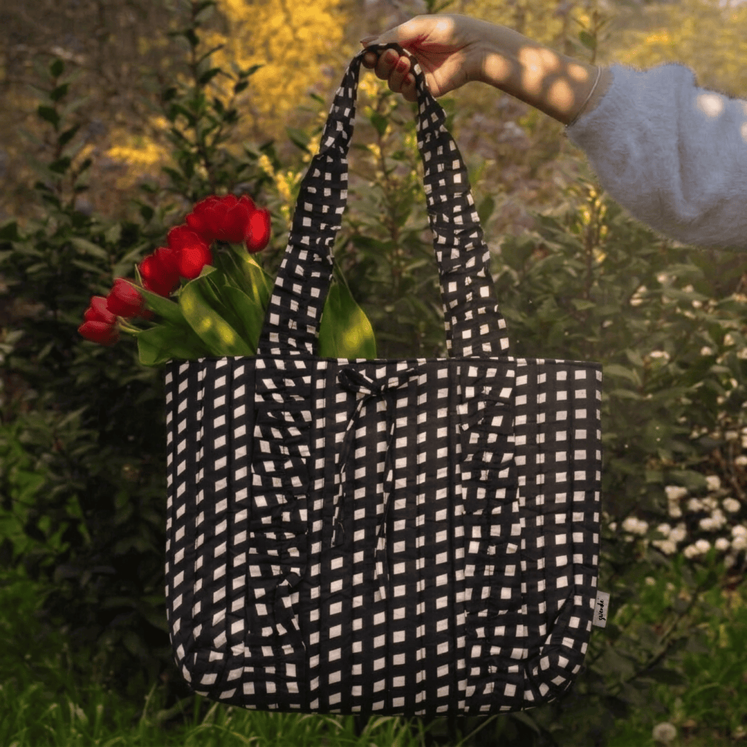 "Esmeralda" Ruffled Tote Bag With Vertical Ruffle Details For Women | Checks