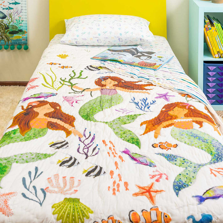 Personalized The Sisterhood Council Theme Cotton Quilt For Kids