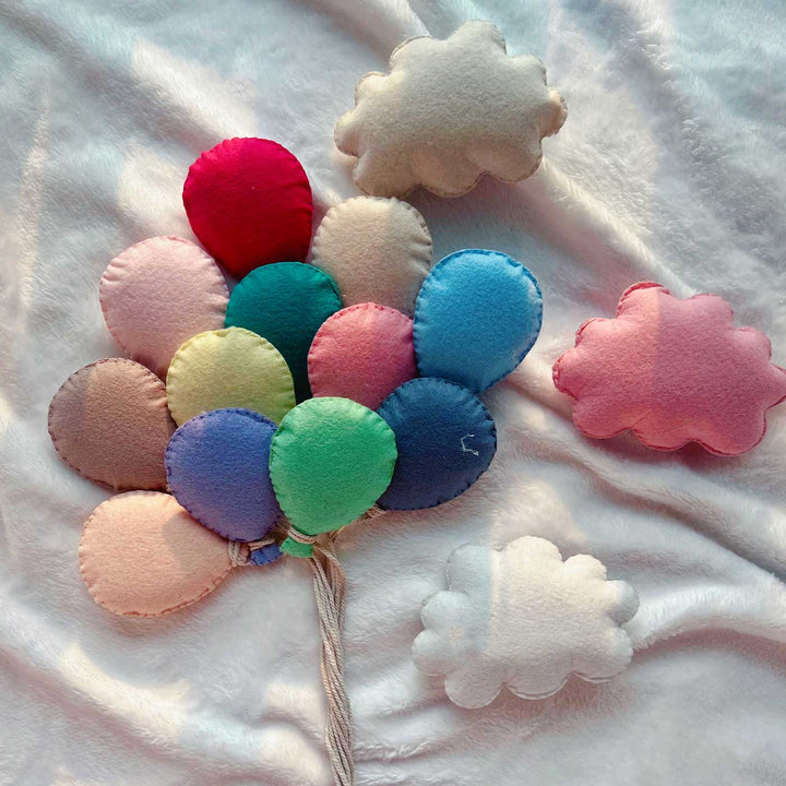 Gubbare Balloons Theme Birch Wood Baby Milestone Markers For Newborn Photoshoot