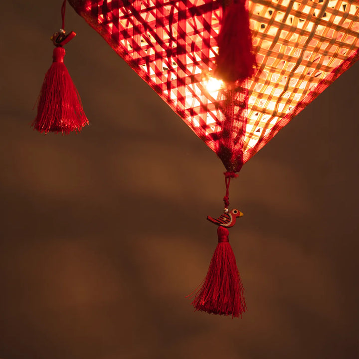 Red Diamond Shaped Handmade Woven Bamboo Zari Border Hanging Lampshade